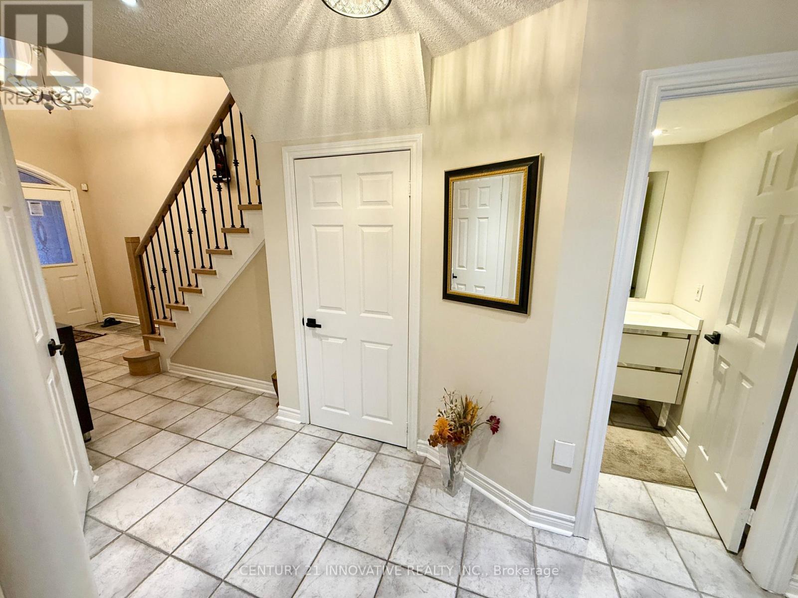 920 Mandolin Place, Mississauga, Ontario  L5W 1S3 - Photo 15 - W12683528