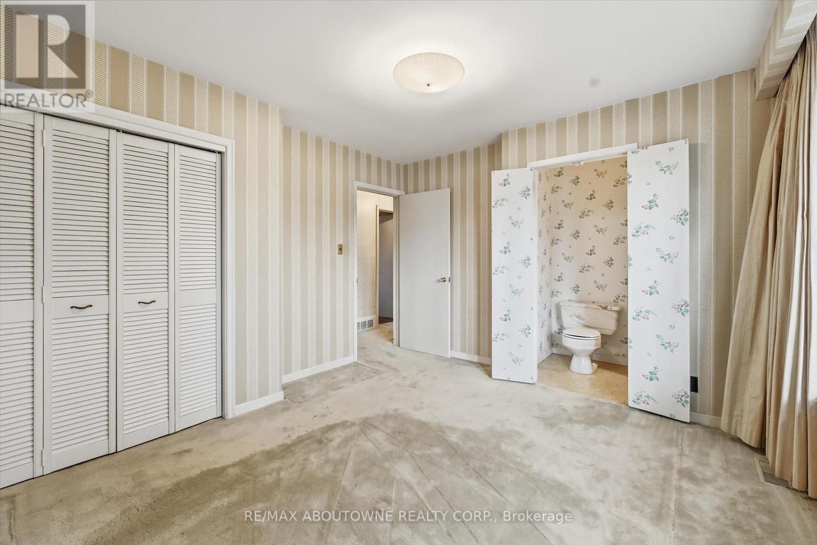 1087 Linbrook Road, Oakville, Ontario  L6J 2L2 - Photo 19 - W12683532