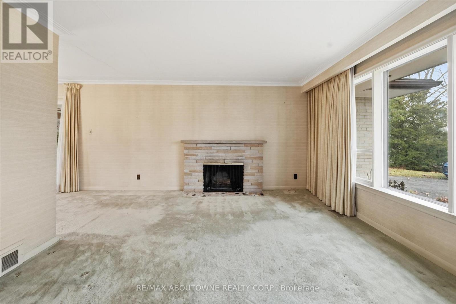 1087 Linbrook Road, Oakville, Ontario  L6J 2L2 - Photo 7 - W12683532