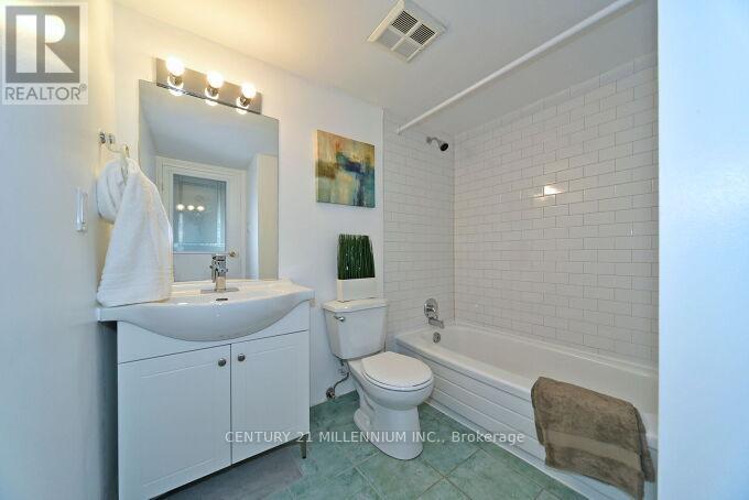 304 - 3077 Weston Road, Toronto, Ontario M9M 3A1 - Photo 36 - W12683538