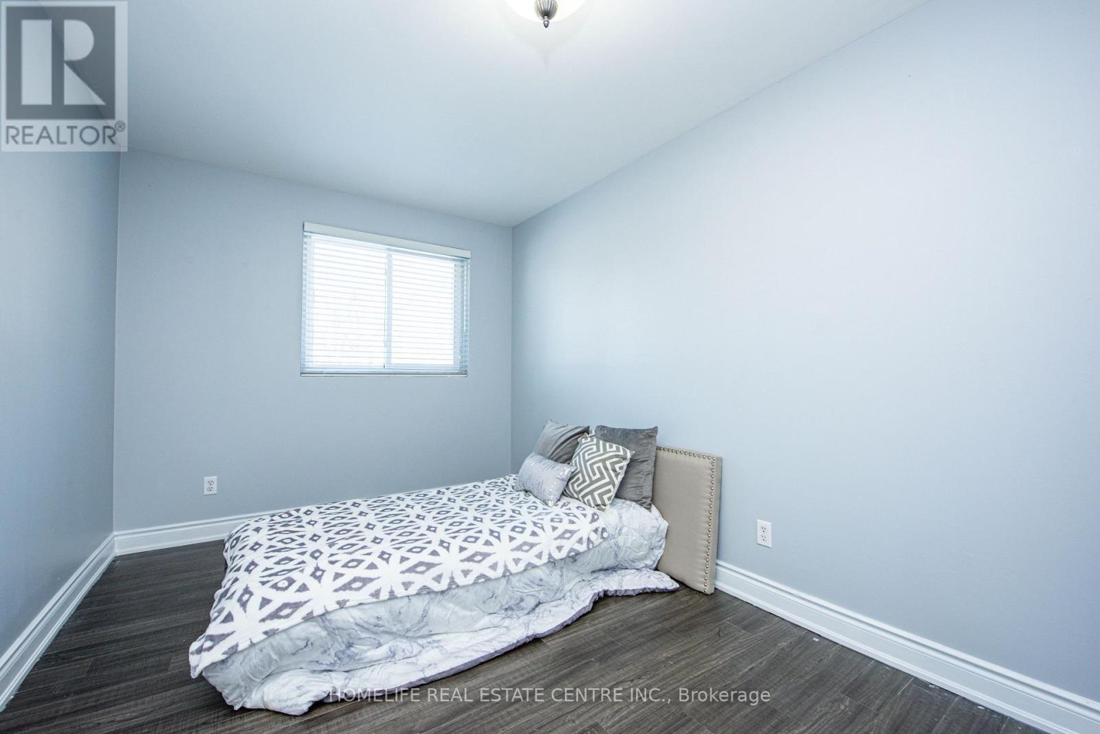 48 Northwood Drive, Brampton, Ontario  L6X 2L2 - Photo 23 - W12683570