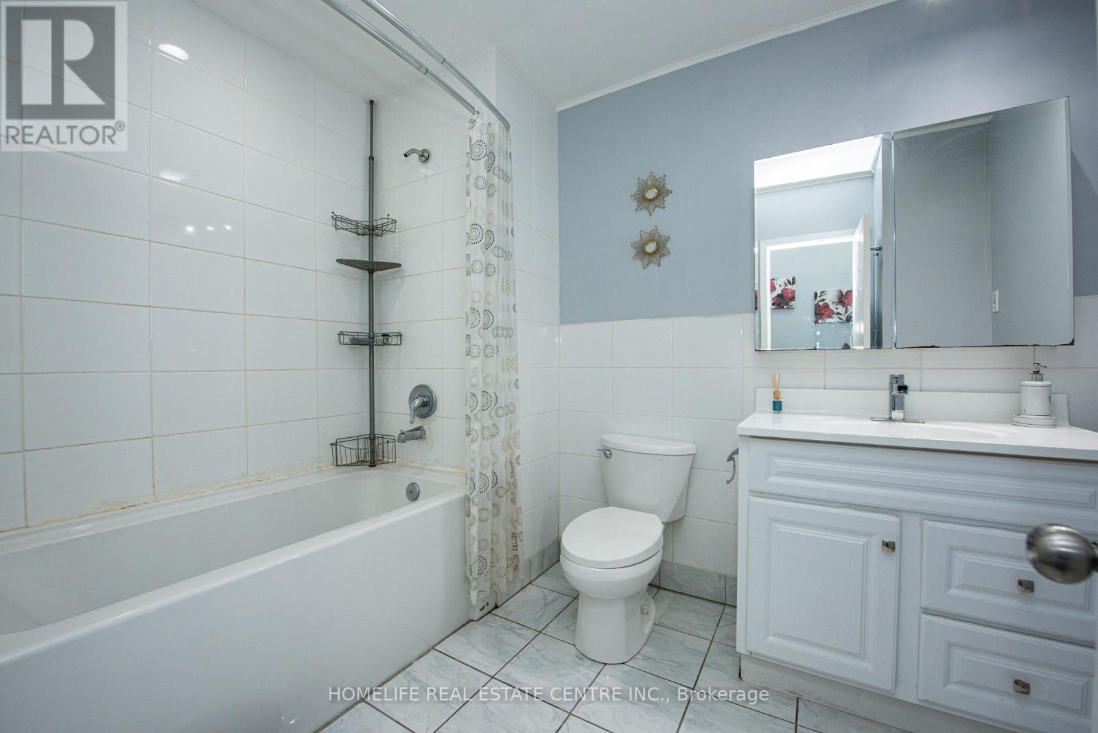 48 Northwood Drive, Brampton, Ontario  L6X 2L2 - Photo 30 - W12683570