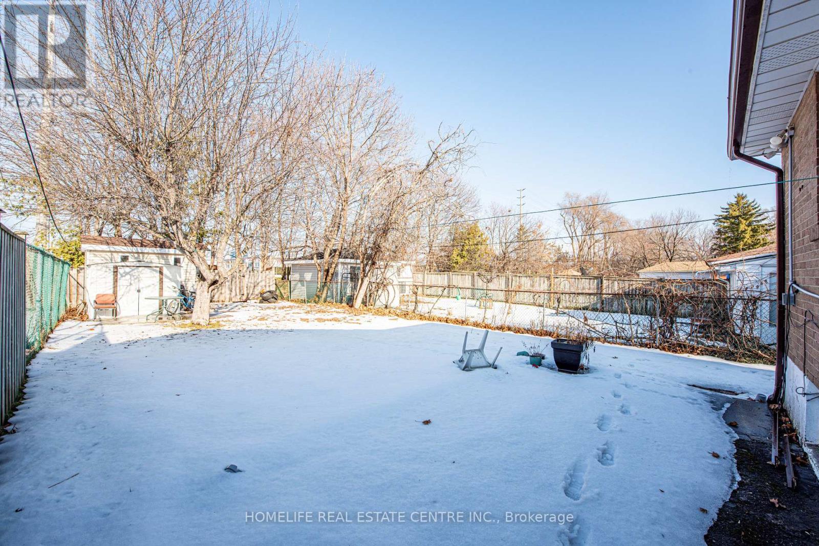 48 Northwood Drive, Brampton, Ontario  L6X 2L2 - Photo 47 - W12683570