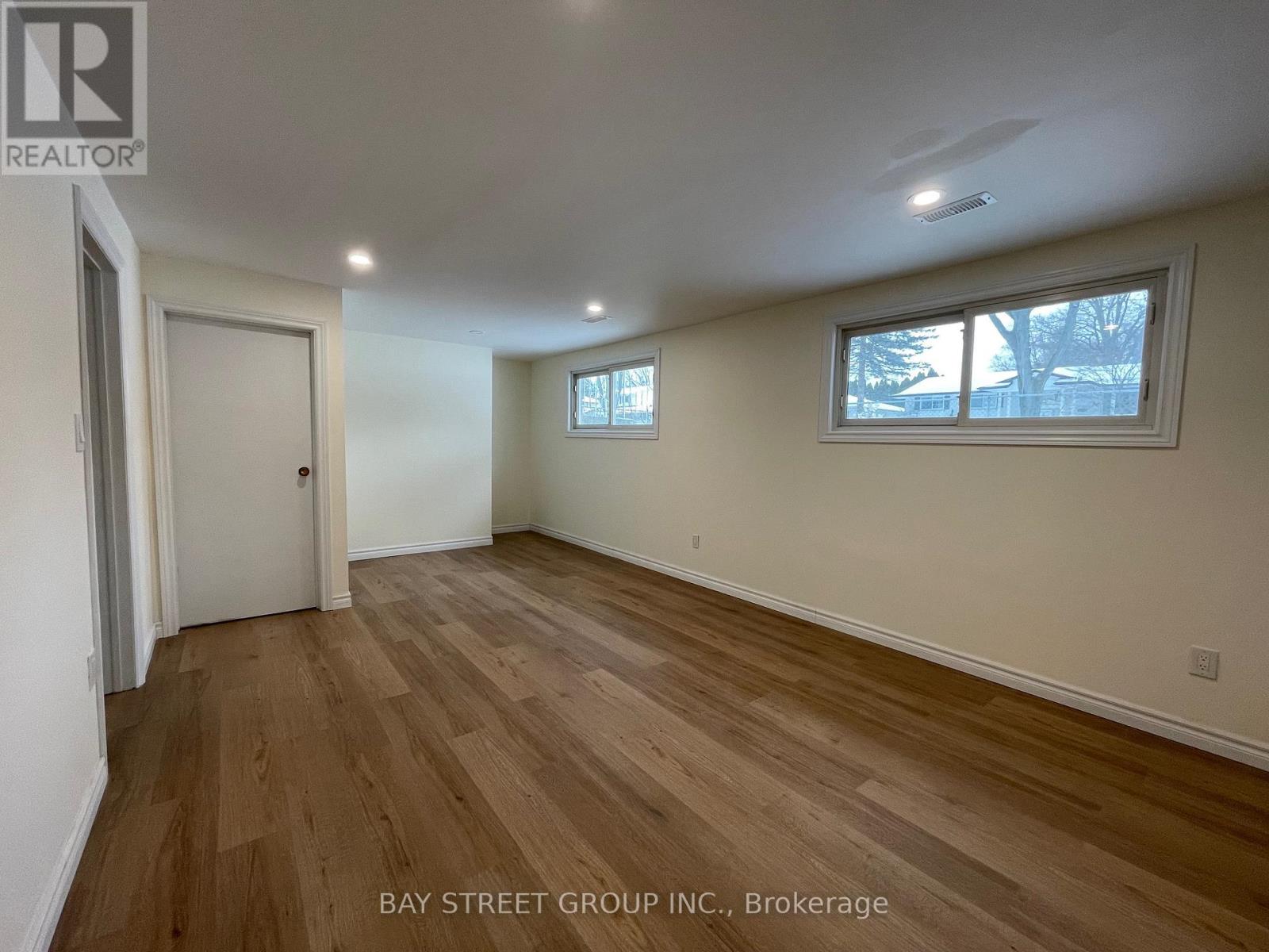 6826 Stokes Street N, Niagara Falls, Ontario  L2G 2H3 - Photo 15 - X12683542