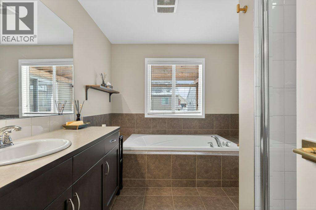 1012 Windsong Drive Sw, Airdrie, Alberta  T4B 0P2 - Photo 32 - A2277461