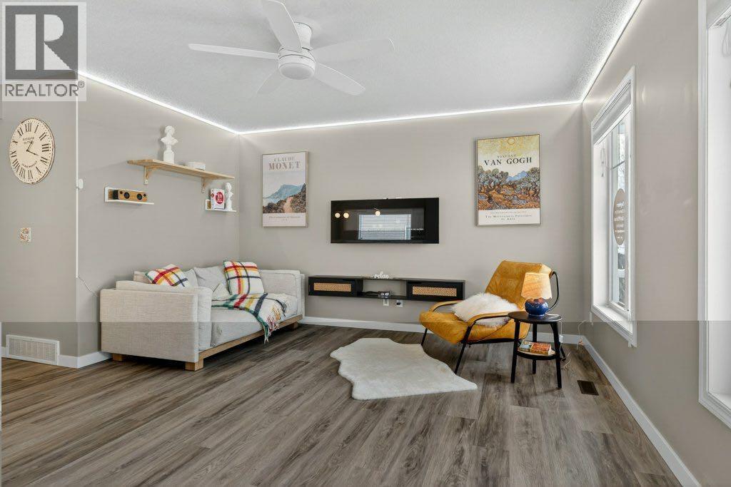 1012 Windsong Drive Sw, Airdrie, Alberta  T4B 0P2 - Photo 8 - A2277461