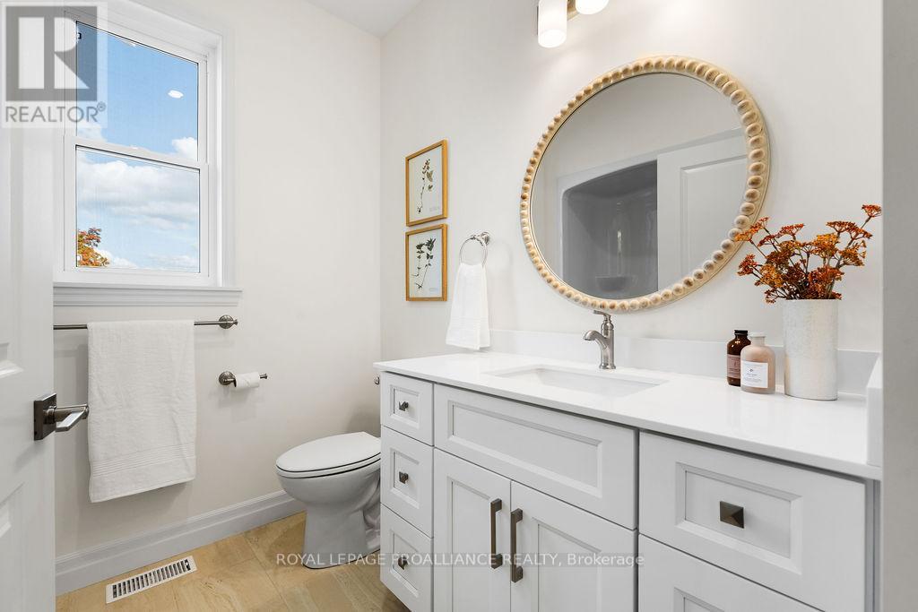 159 Pomeroy Avenue, Tweed, Ontario  K0K 3J0 - Photo 36 - X12429901