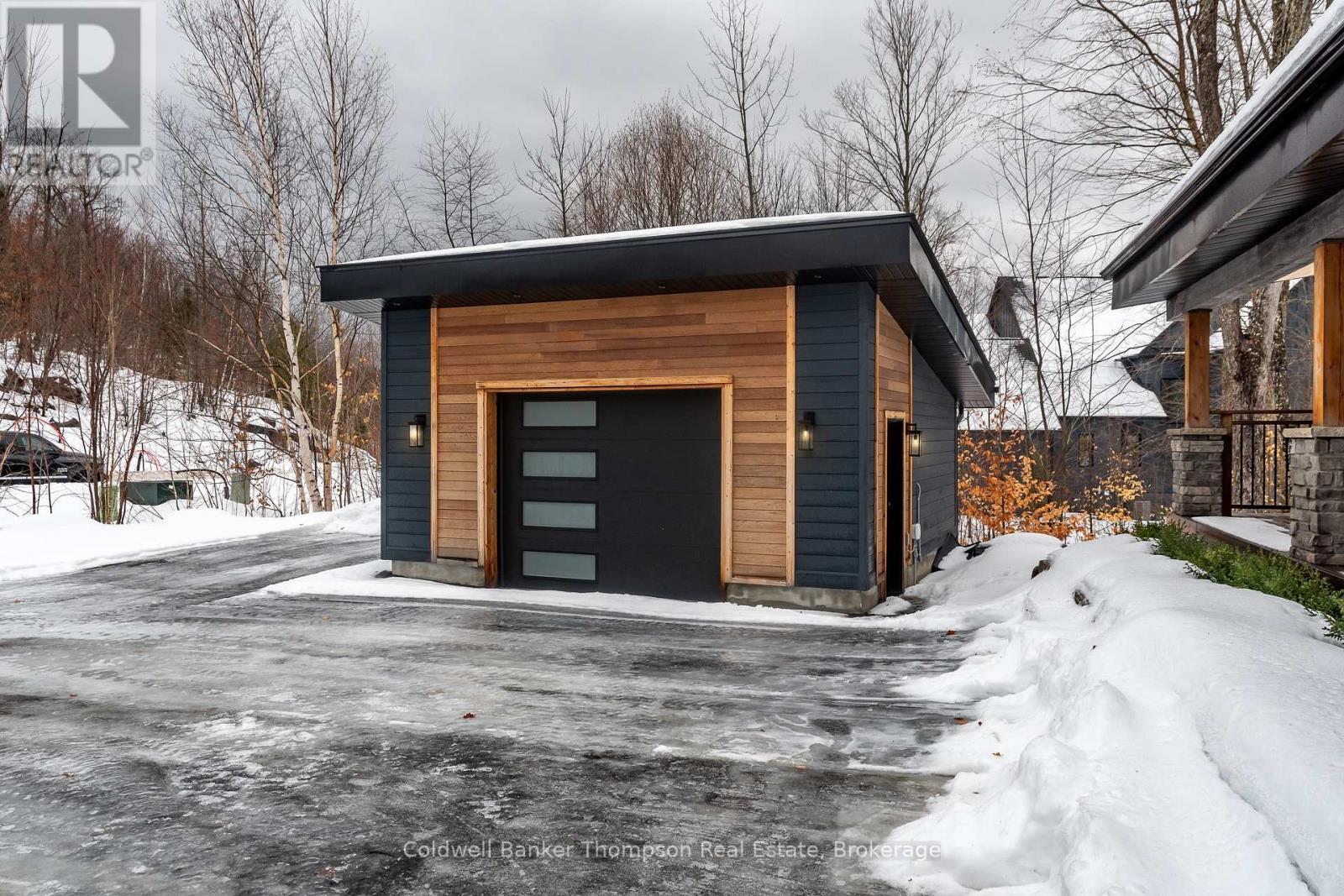 10 St George's Court, Huntsville, Ontario P1H 1B1 - Photo 45 - X12481632