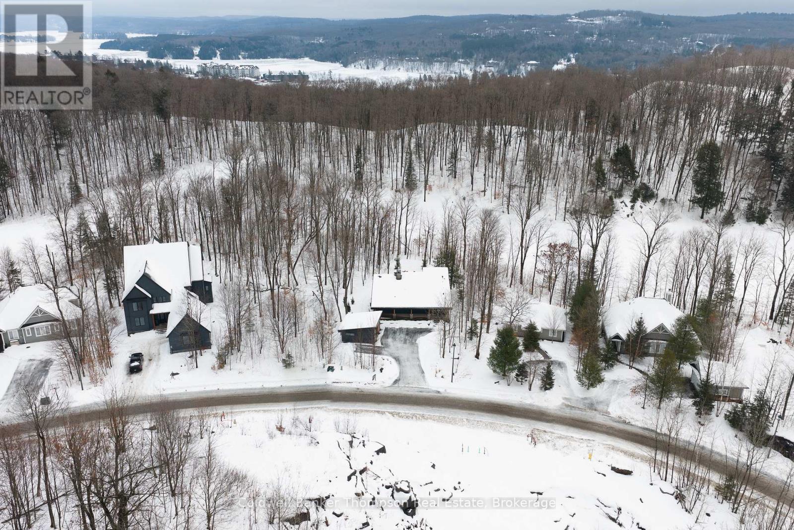 10 St George's Court, Huntsville, Ontario P1H 1B1 - Photo 46 - X12481632