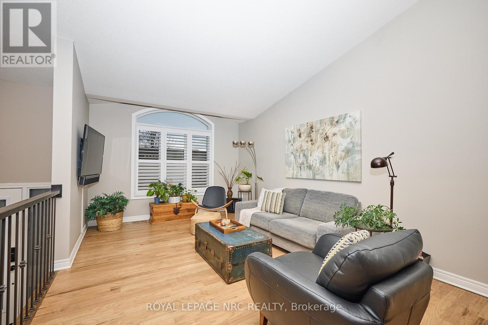 4474 Francesco Avenue, Niagara Falls, Ontario  L2H 3H4 - Photo 12 - X12683618