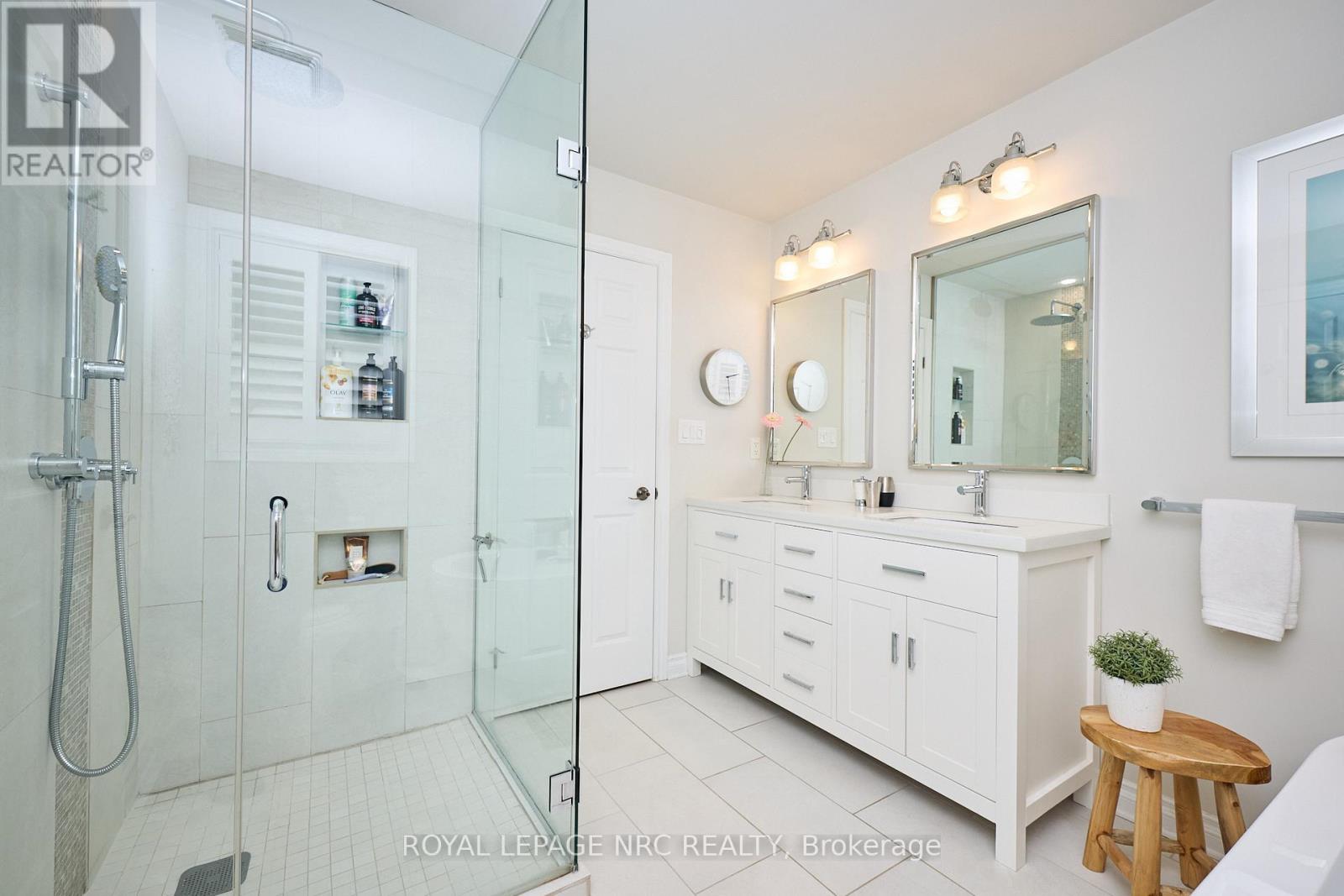 4474 Francesco Avenue, Niagara Falls, Ontario  L2H 3H4 - Photo 25 - X12683618