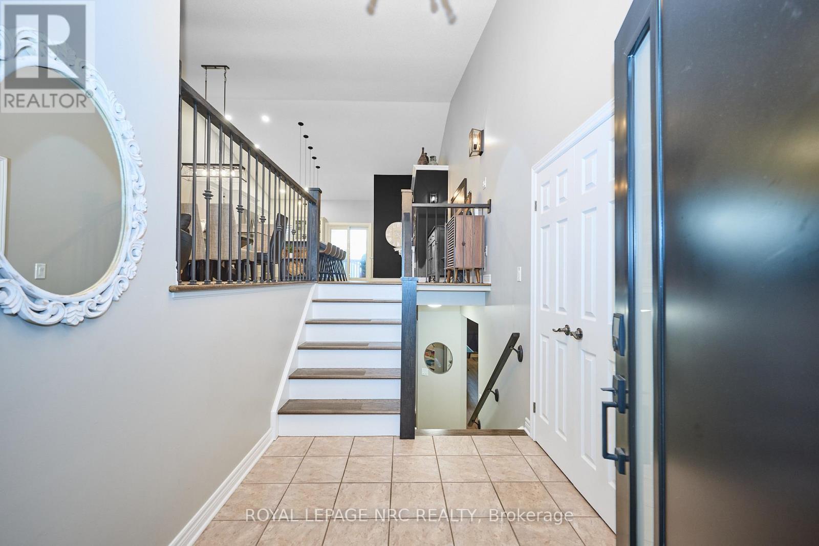 4474 Francesco Avenue, Niagara Falls, Ontario  L2H 3H4 - Photo 3 - X12683618