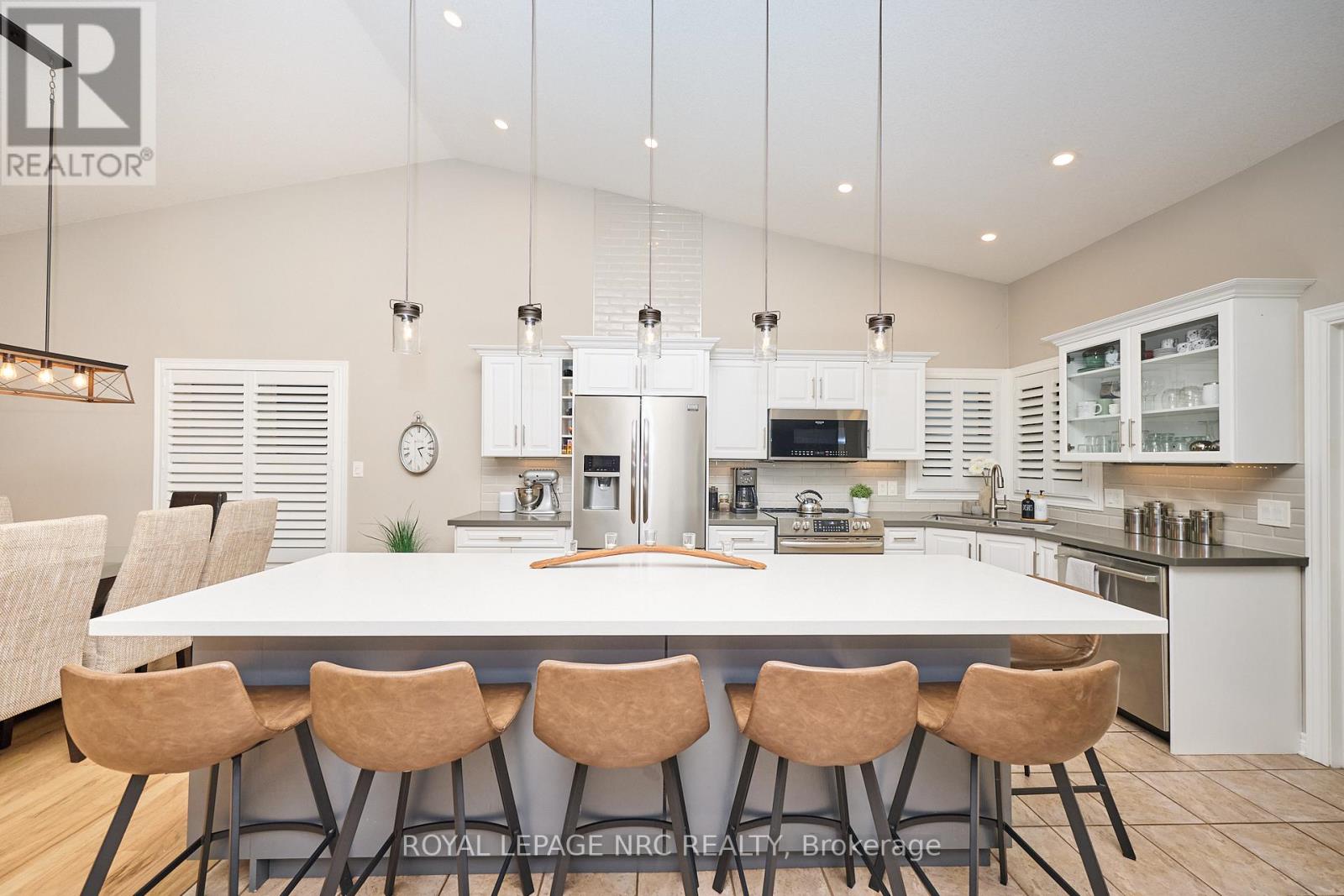 4474 Francesco Avenue, Niagara Falls, Ontario  L2H 3H4 - Photo 7 - X12683618