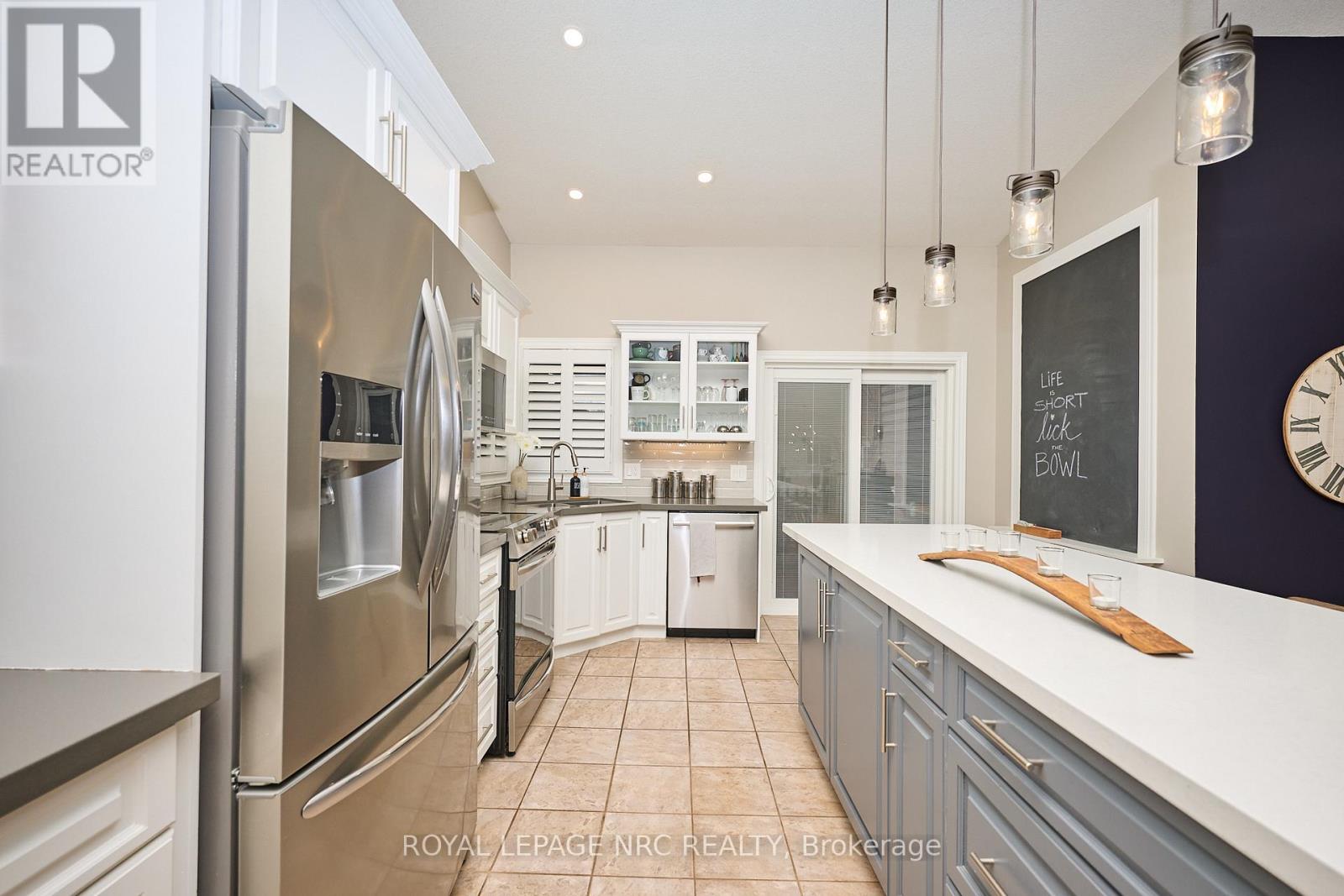 4474 Francesco Avenue, Niagara Falls, Ontario  L2H 3H4 - Photo 9 - X12683618