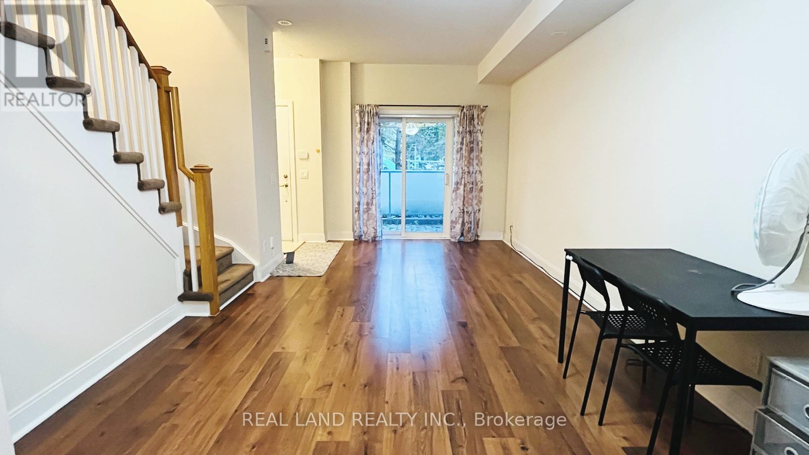 11 - 310 Village Green Square E, Toronto, Ontario  M1S 0L1 - Photo 8 - E12683584