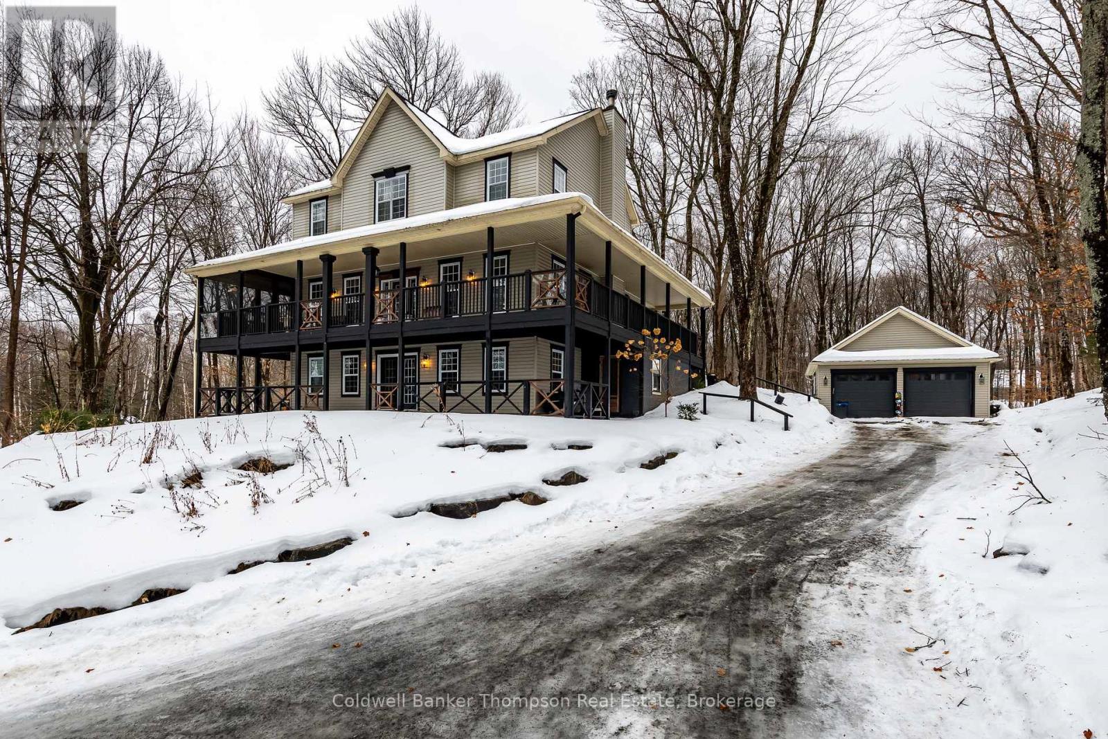 39 Deerfoot Trail, Huntsville, Ontario P1H 0A6 - Photo 2 - X12401970