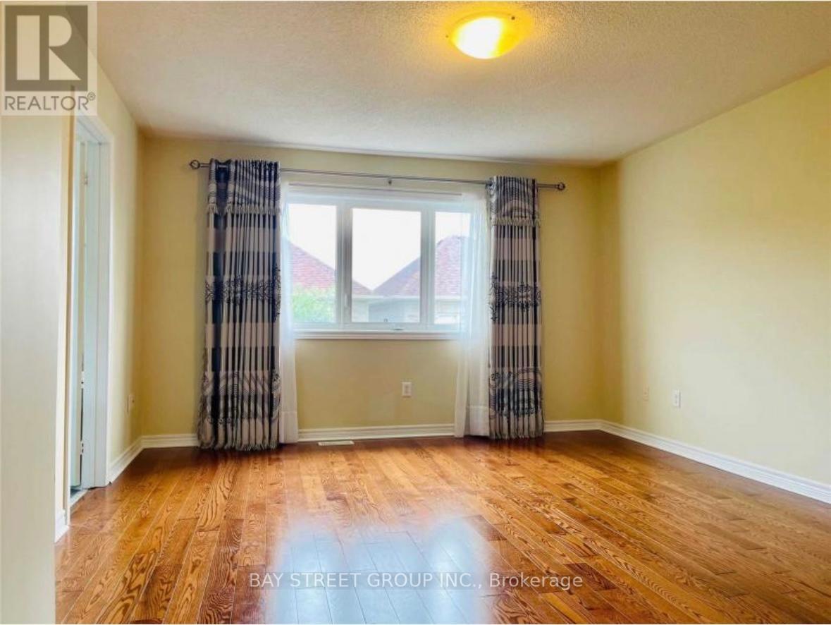 78 Pillar Rock Crescent, Markham (Victoria Manor-Jennings Gate), Ontario  L6C 3H8 - Photo 8 - N12683590