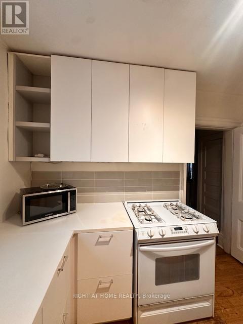 Main - 10 Borden Street, Toronto, Ontario  M5S 2M9 - Photo 3 - C12680448