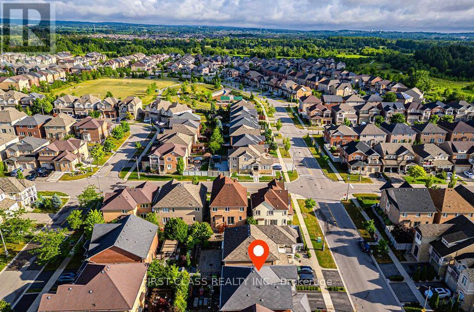 16 Milos Road, Richmond Hill, Ontario  L4E 0J9 - Photo 46 - N12676036