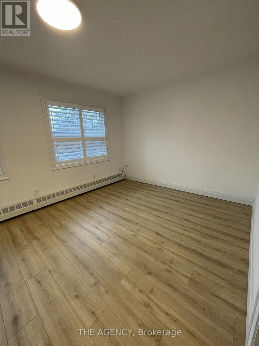 2 - 2940 Dundas Street W, Toronto, Ontario  M6P 1Y8 - Photo 13 - W12682552