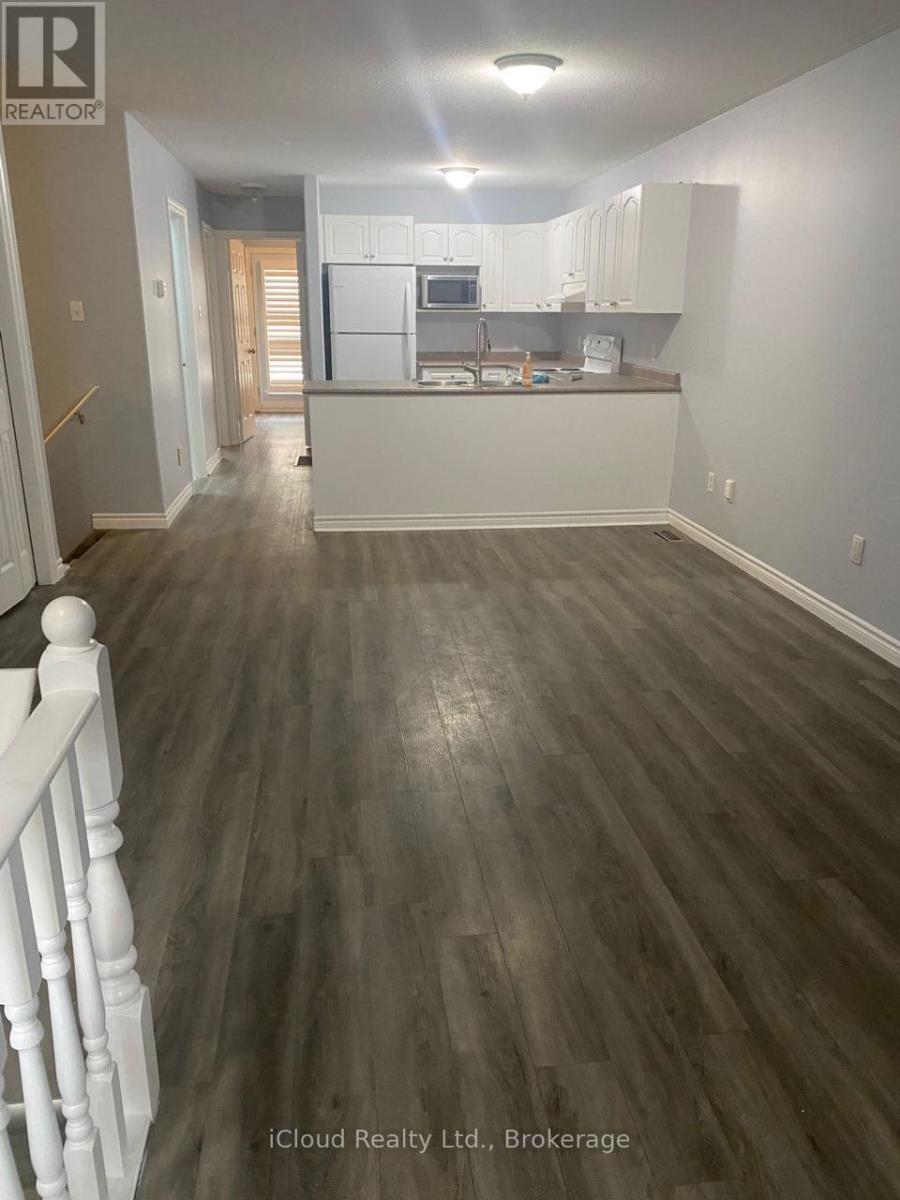 122 Marlborough Street, Brantford, Ontario  N3S 7Y2 - Photo 5 - X12647452