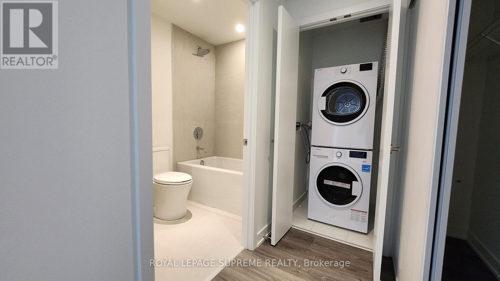 1212 - 28 Ann Street, Mississauga, Ontario  L5G 0E1 - Photo 5 - W12683604