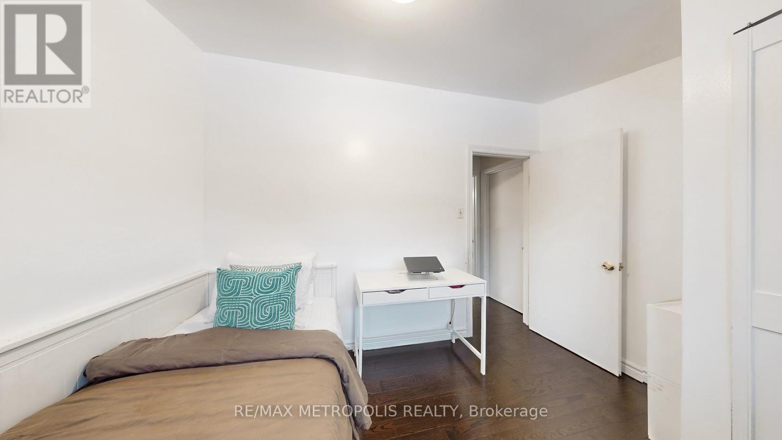 1 - 30 Sentinel Road, Toronto, Ontario  M3M 2Y8 - Photo 32 - W12683624