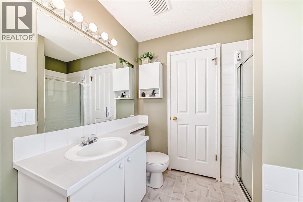 83 Gleneagles Close, Cochrane, Alberta  T4C 1N7 - Photo 23 - A2247151