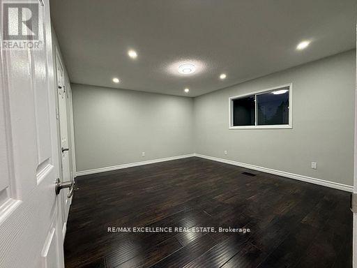 60 Denlow Street, Kitchener, Ontario  N2B 3T6 - Photo 10 - X12683622