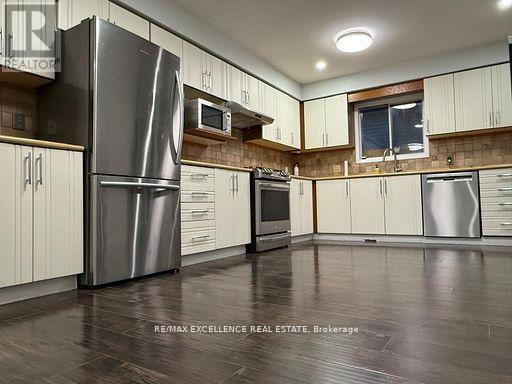 60 Denlow Street, Kitchener, Ontario  N2B 3T6 - Photo 17 - X12683622