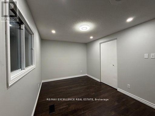 60 Denlow Street, Kitchener, Ontario  N2B 3T6 - Photo 2 - X12683622