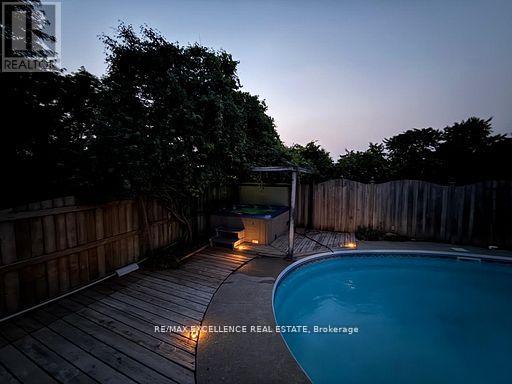 60 Denlow Street, Kitchener, Ontario  N2B 3T6 - Photo 33 - X12683622