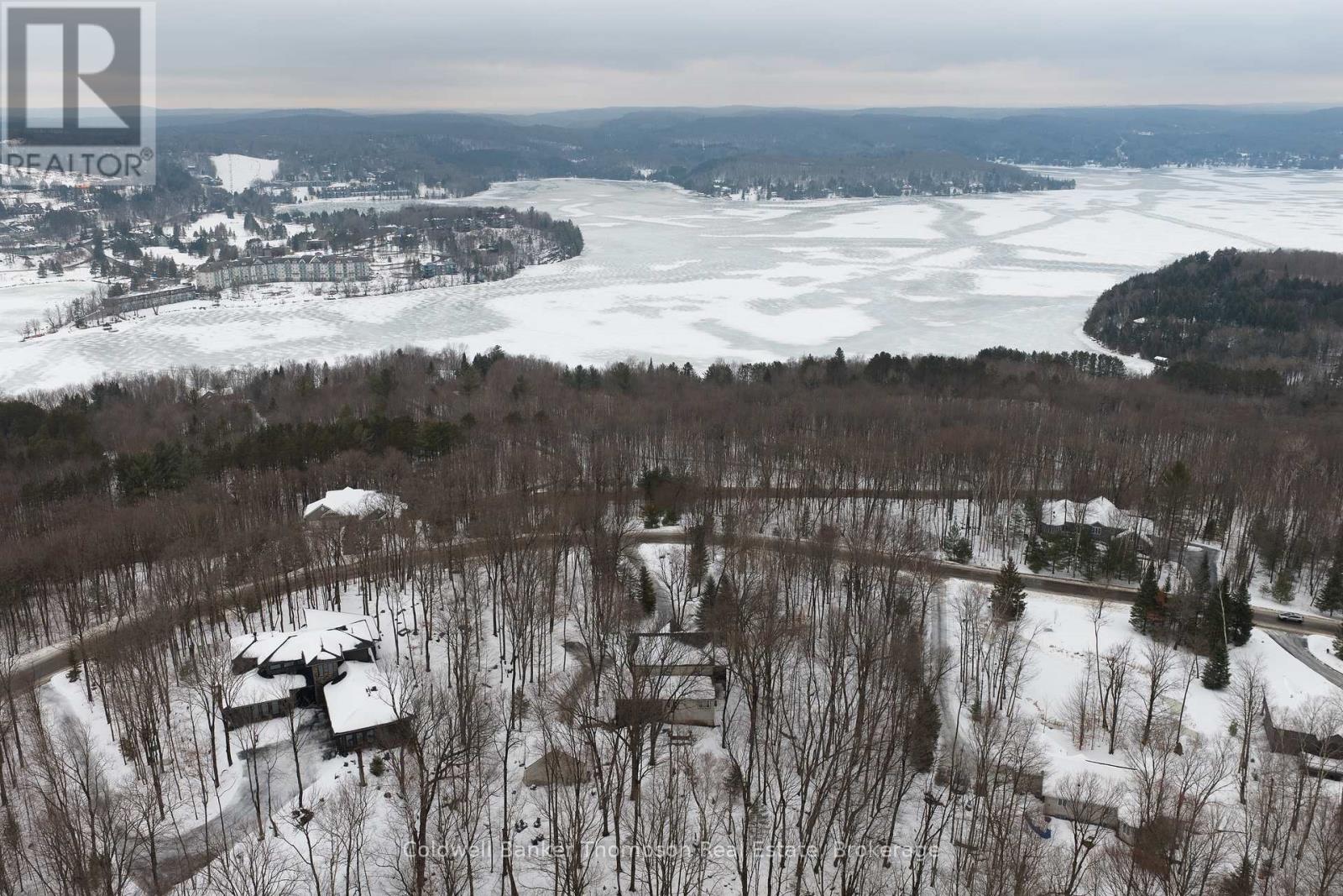 39 Deerfoot Trail, Huntsville, Ontario P1H 0A6 - Photo 49 - X12401970