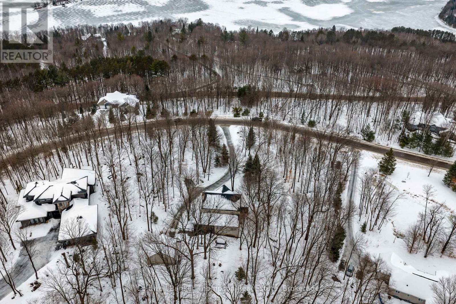 39 Deerfoot Trail, Huntsville, Ontario P1H 0A6 - Photo 48 - X12401970