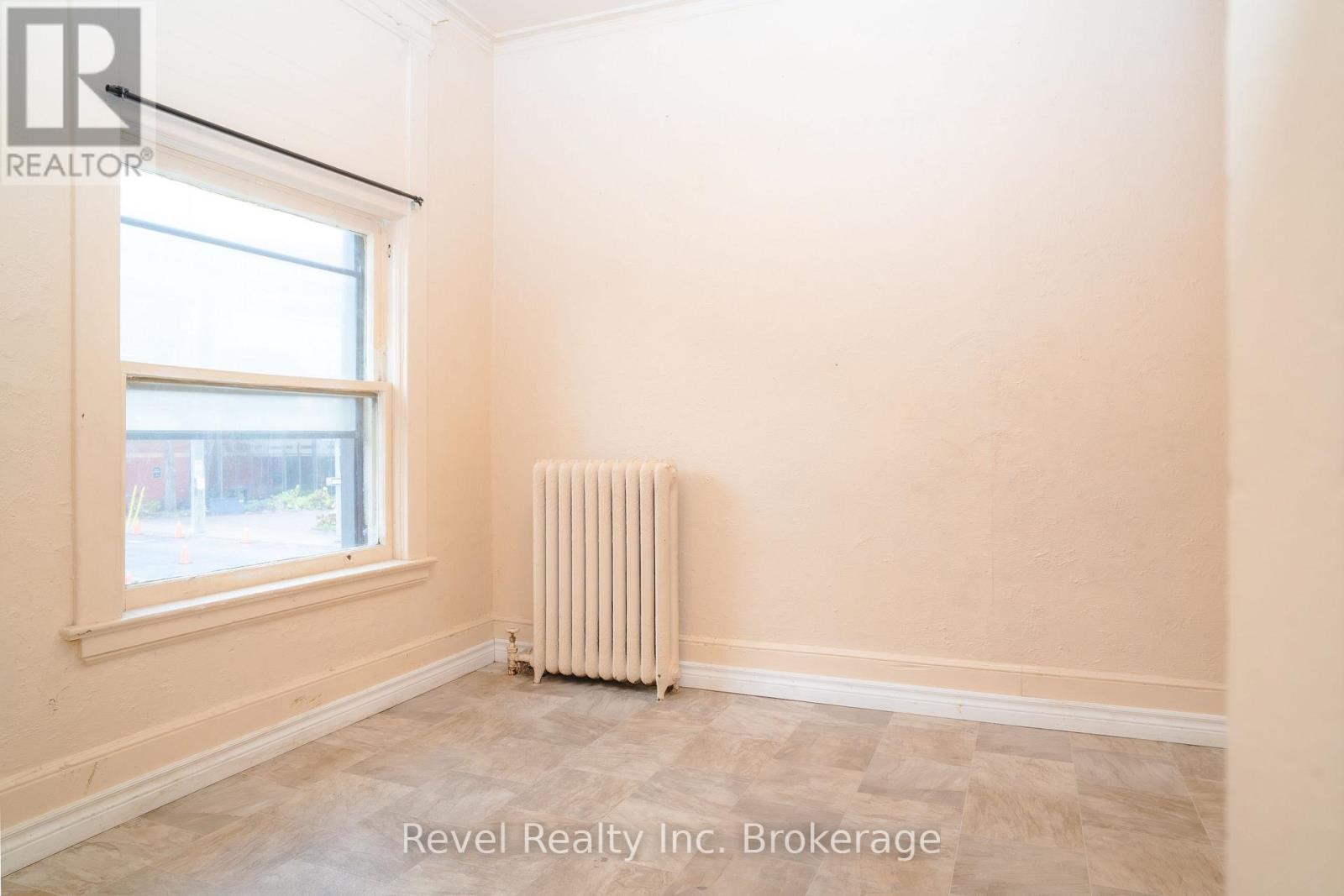 407 Ferguson Street, North Bay (Central), Ontario  P1B 1X3 - Photo 28 - X12683688