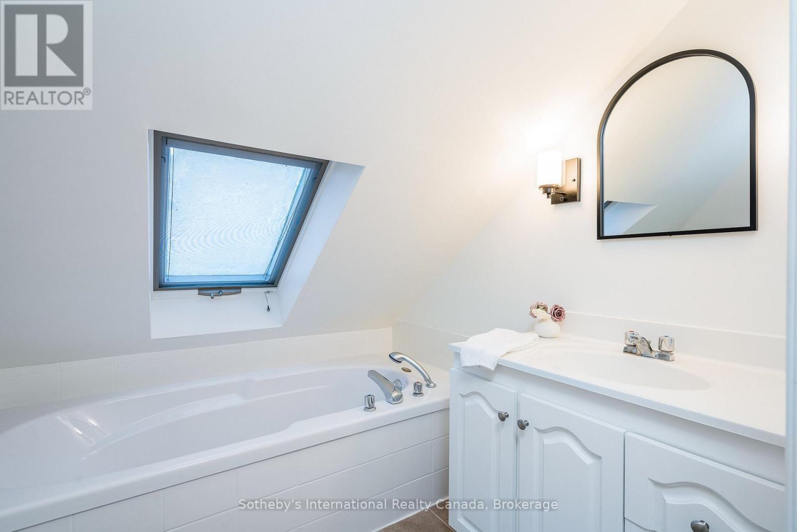 717218 1st Line E, Mulmur, Ontario  L9V 0G2 - Photo 30 - X12683684