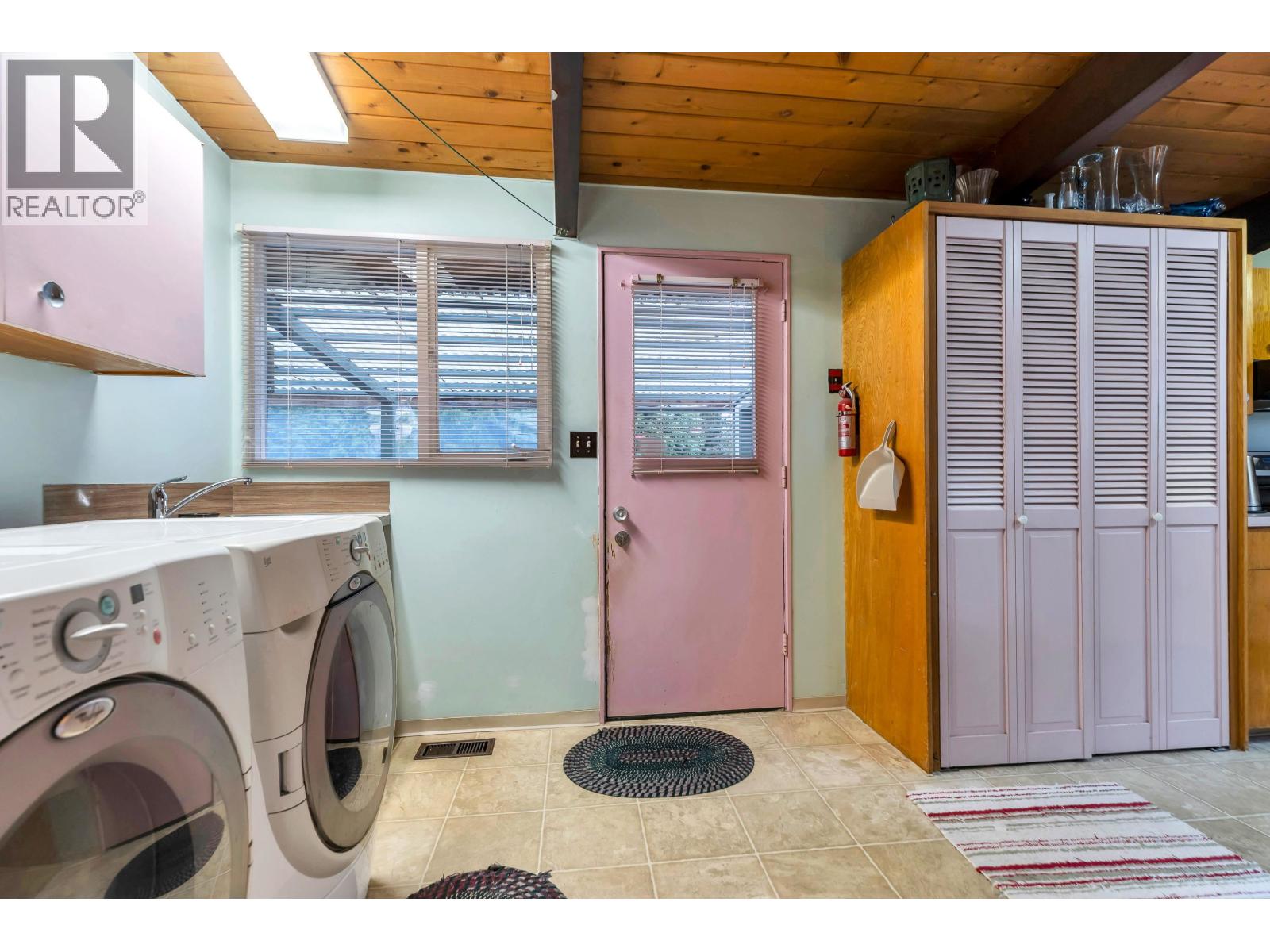 1639 Eden Avenue, Coquitlam, British Columbia  V3J 2R2 - Photo 29 - R3075567