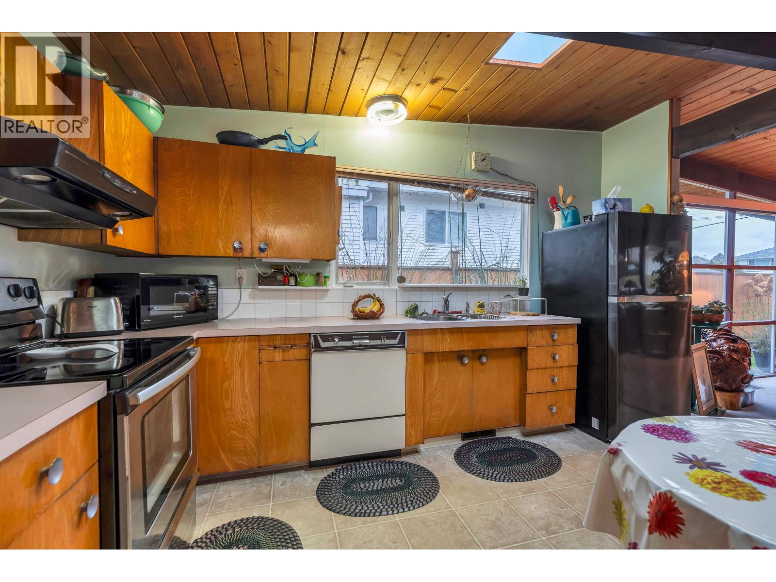 1639 Eden Avenue, Coquitlam, British Columbia  V3J 2R2 - Photo 26 - R3075567