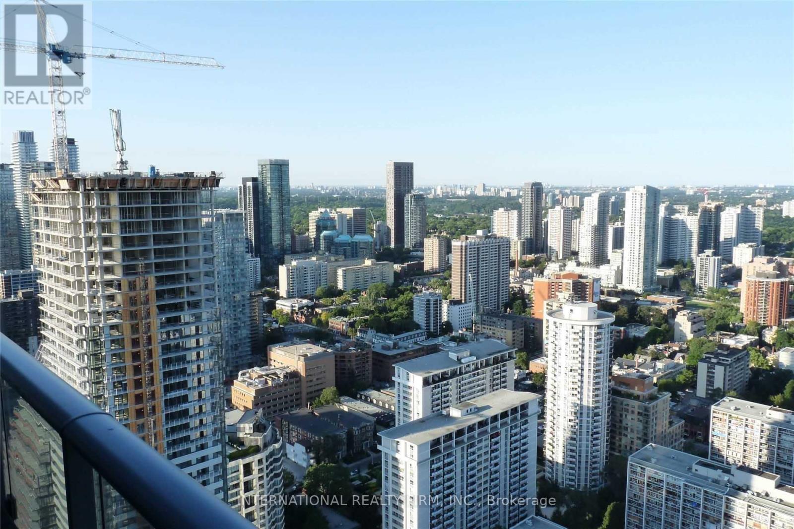 4806 - 7 Grenville Street, Toronto, Ontario  M4Y 1A1 - Photo 5 - C12683706