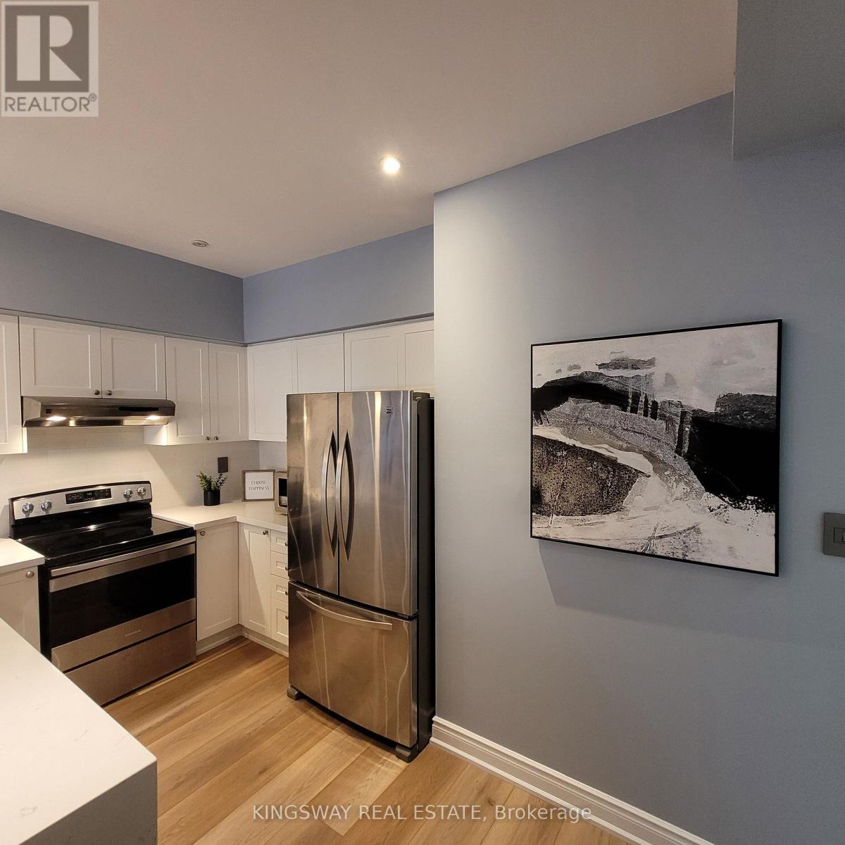 74b Coxwell Avenue, Toronto, Ontario  M4L 3A7 - Photo 15 - E12683638