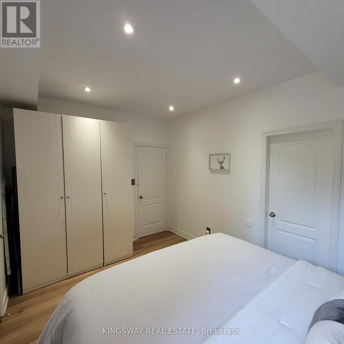 74b Coxwell Avenue, Toronto, Ontario  M4L 3A7 - Photo 20 - E12683638