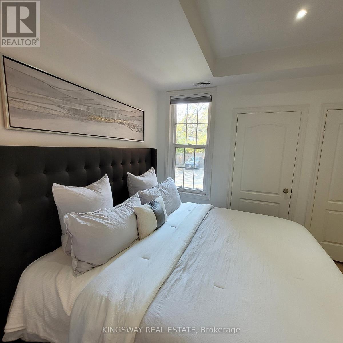 74b Coxwell Avenue, Toronto, Ontario  M4L 3A7 - Photo 25 - E12683638