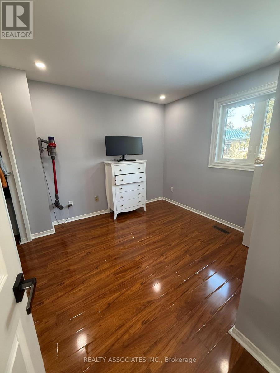 6 Harbord Crescent, Ajax, Ontario  L1S 4E1 - Photo 15 - E12683692