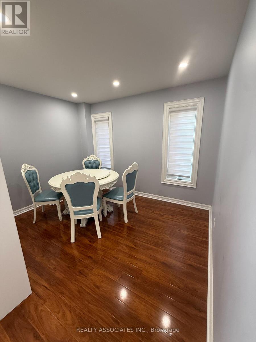 6 Harbord Crescent, Ajax, Ontario  L1S 4E1 - Photo 4 - E12683692