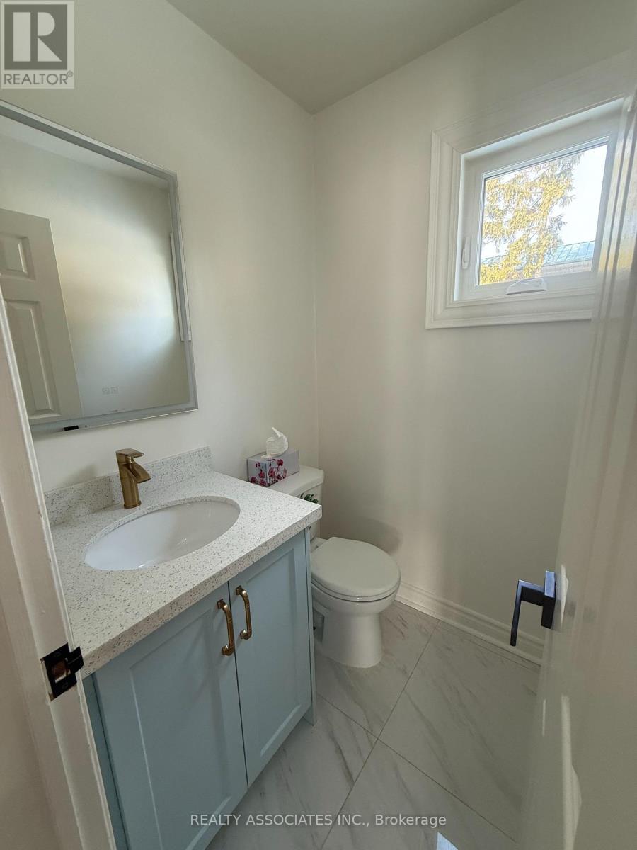 6 Harbord Crescent, Ajax, Ontario  L1S 4E1 - Photo 8 - E12683692