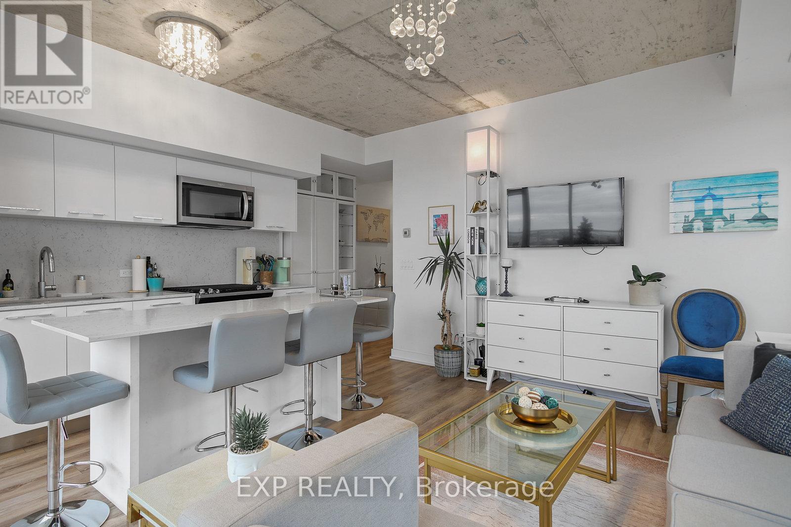 1301 - 25 Baseball Place, Toronto, Ontario  M4M 2A5 - Photo 5 - E12683734