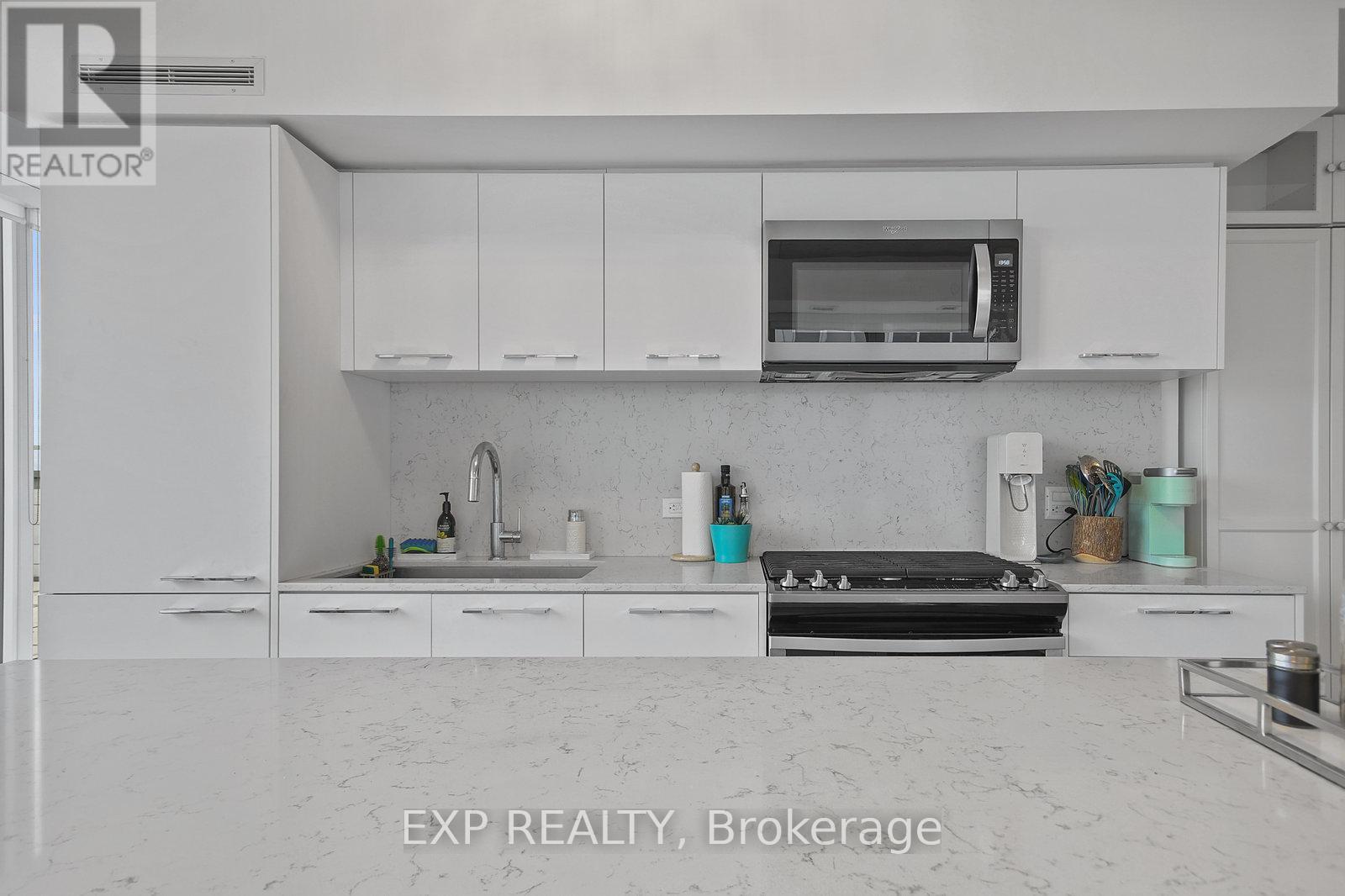 1301 - 25 Baseball Place, Toronto, Ontario  M4M 2A5 - Photo 7 - E12683734