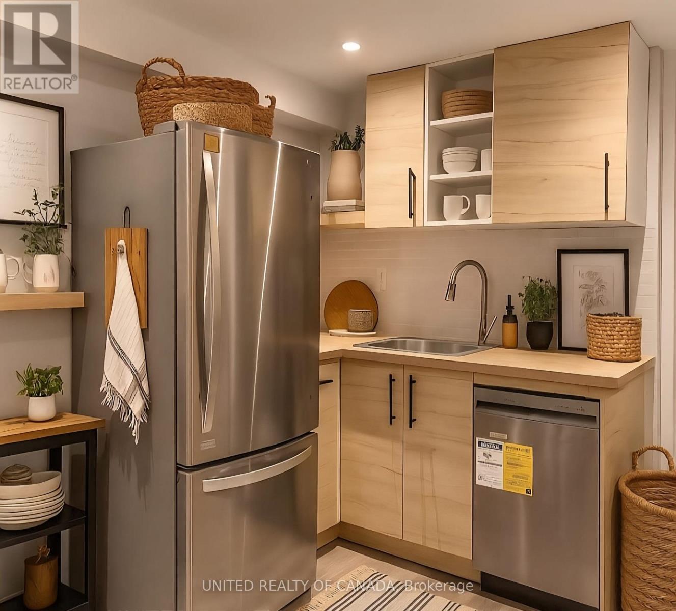 Lower - 126 Weldrick Rd Road W, Richmond Hill (North Richvale), Ontario  L4C 3V1 - Photo 6 - N12683640