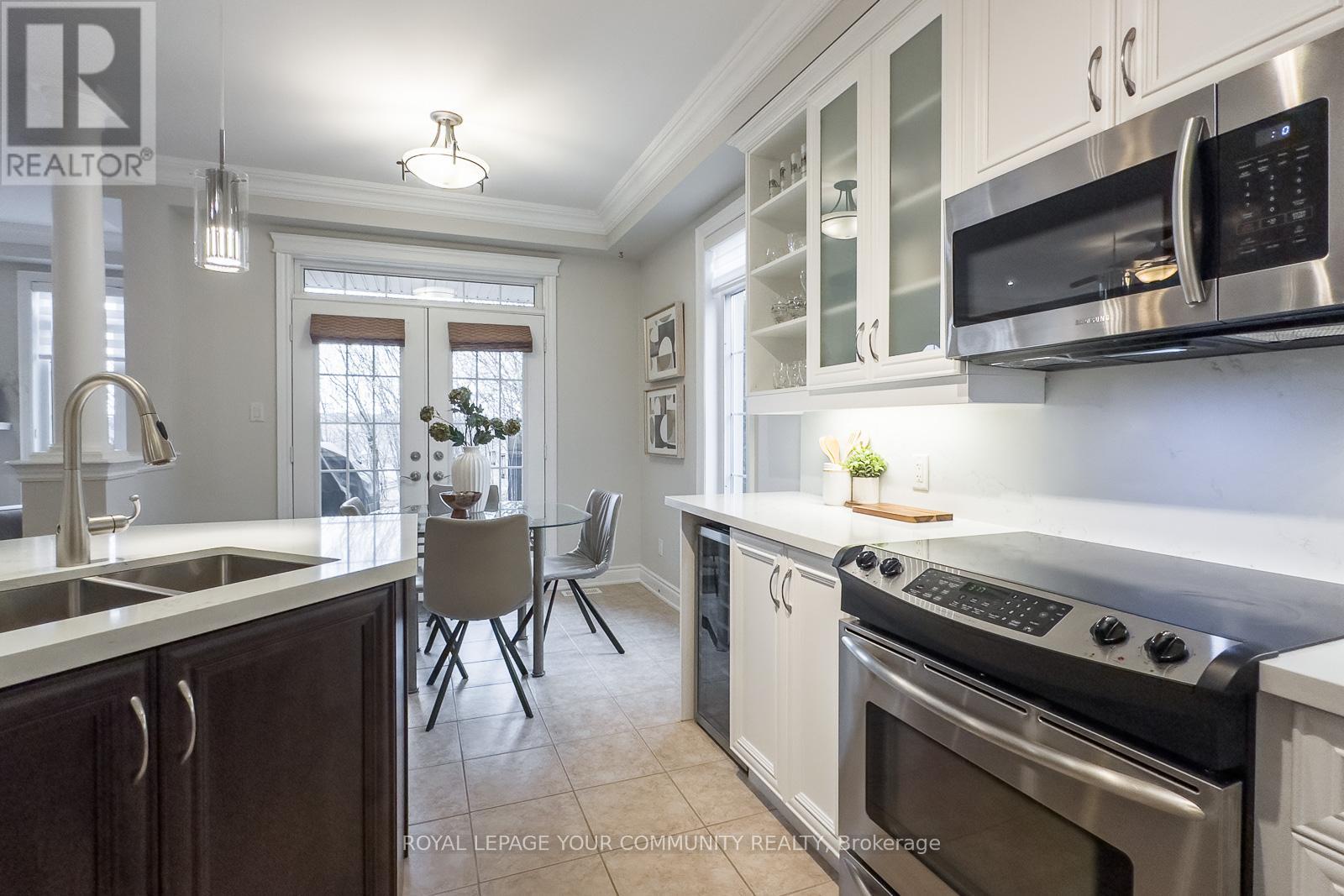 56 - 59 Stonecliffe Crescent, Aurora, Ontario  L4G 7Z7 - Photo 27 - N12683656