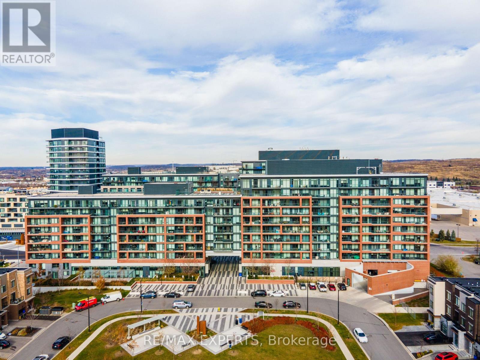 106 - 99 Eagle Rock Way, Vaughan, Ontario  L6A 5A7 - Photo 2 - N12683680